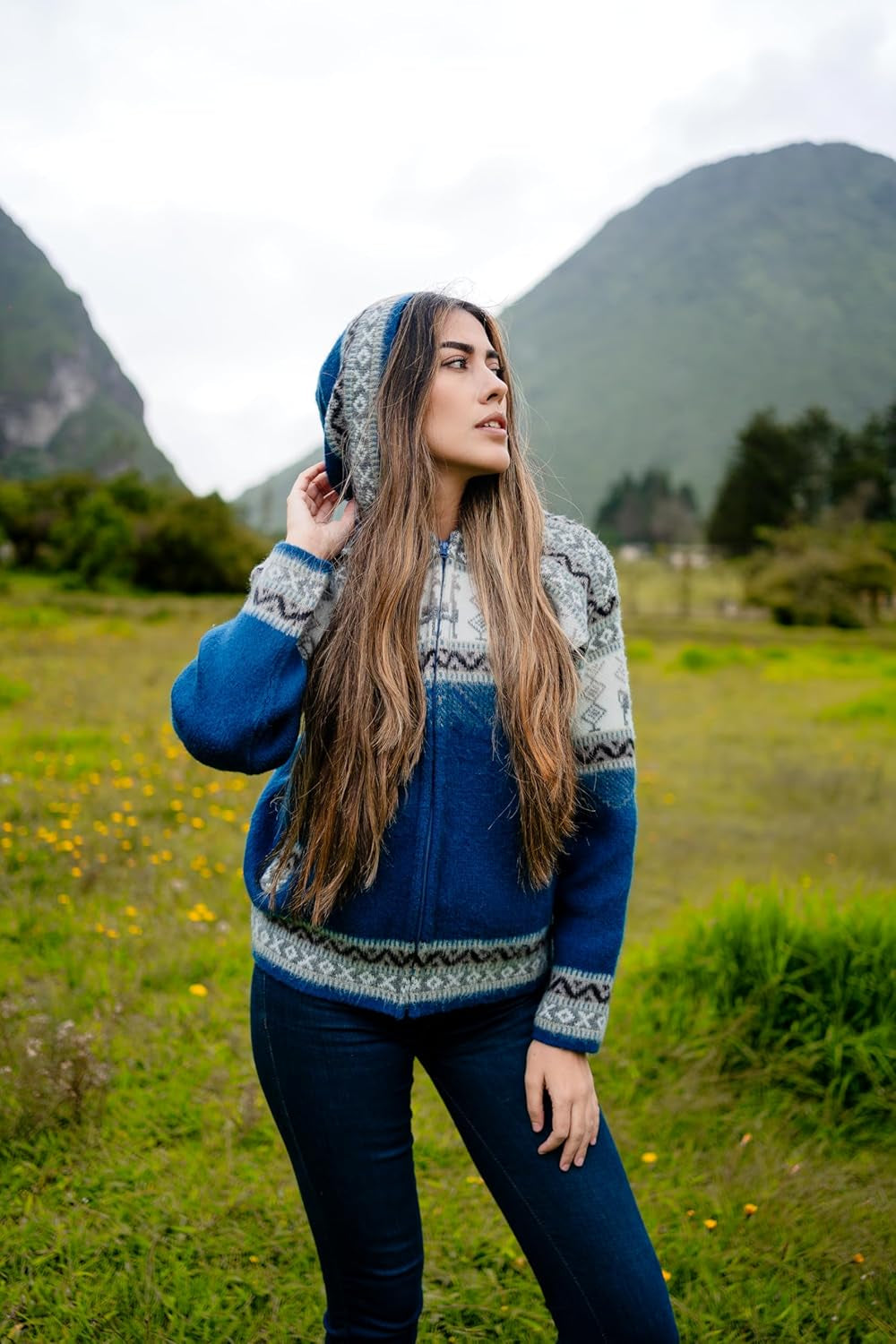 Alpaca Knit Sweater – Classic Fit, Soft Blue