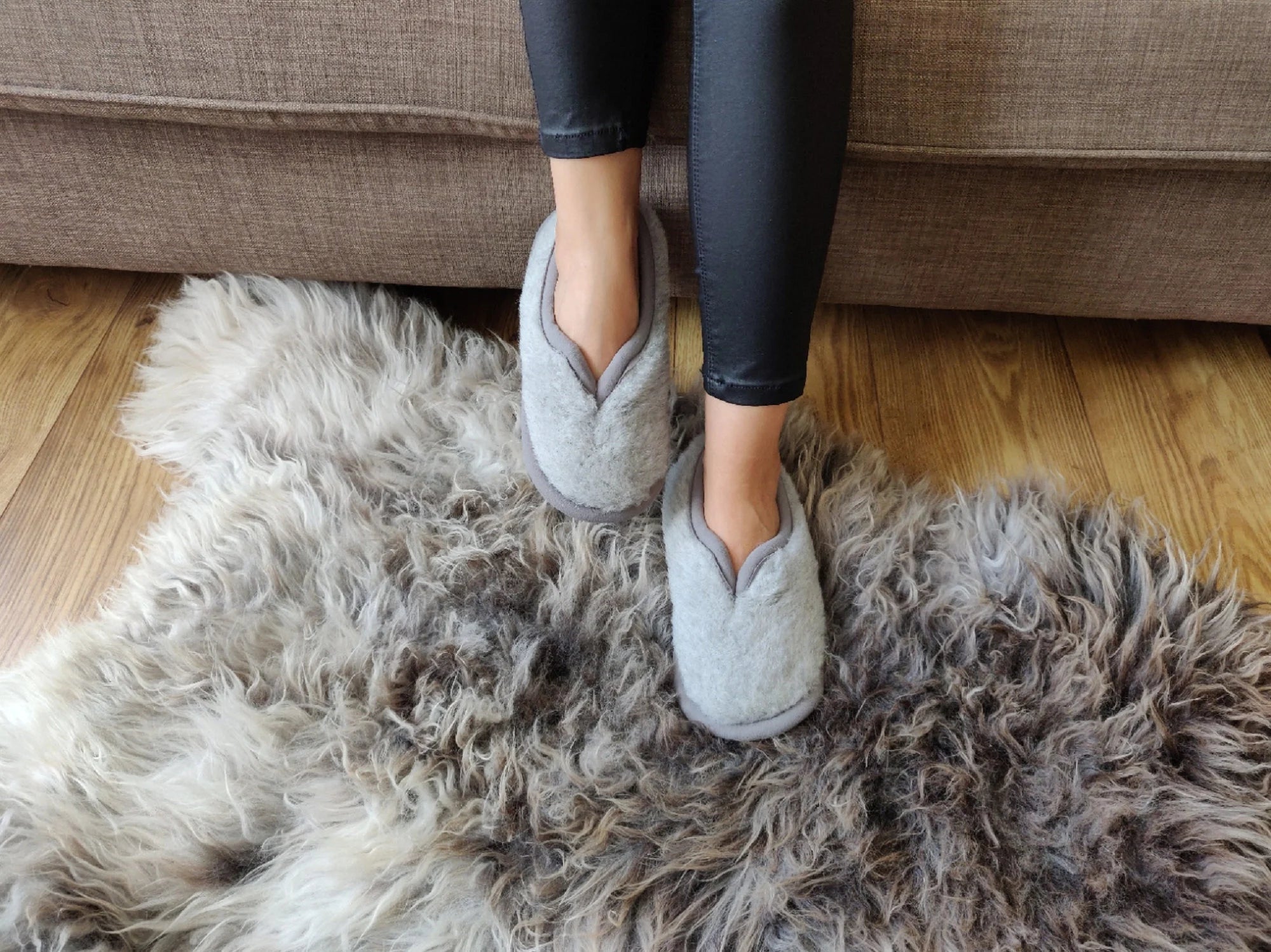 Alpaca Wool Slippers – Lilac & Grey