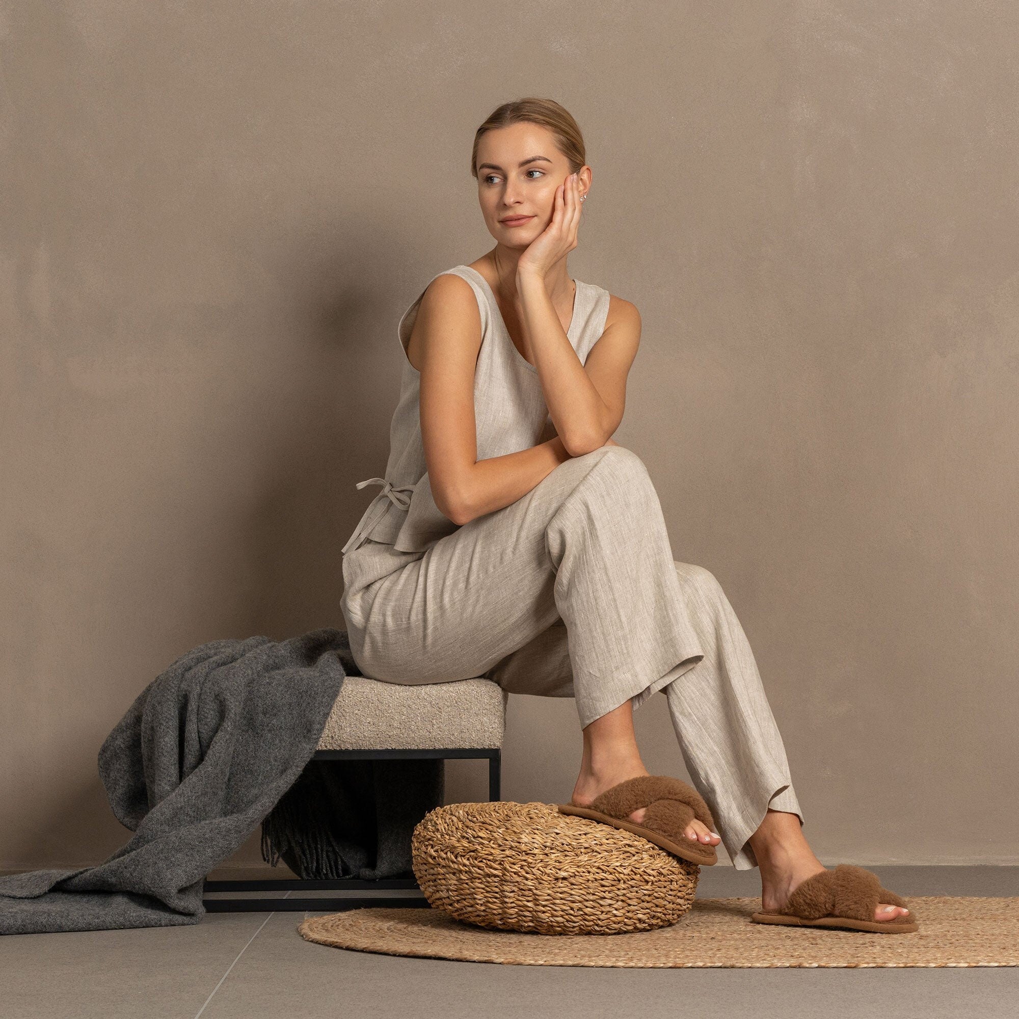 Merino Cross Slippers – Fluffy Camel