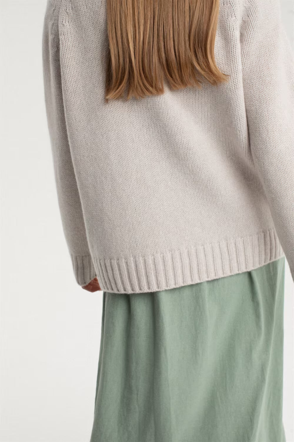 Scandinavian Merino Sweater – Minimal & Cozy