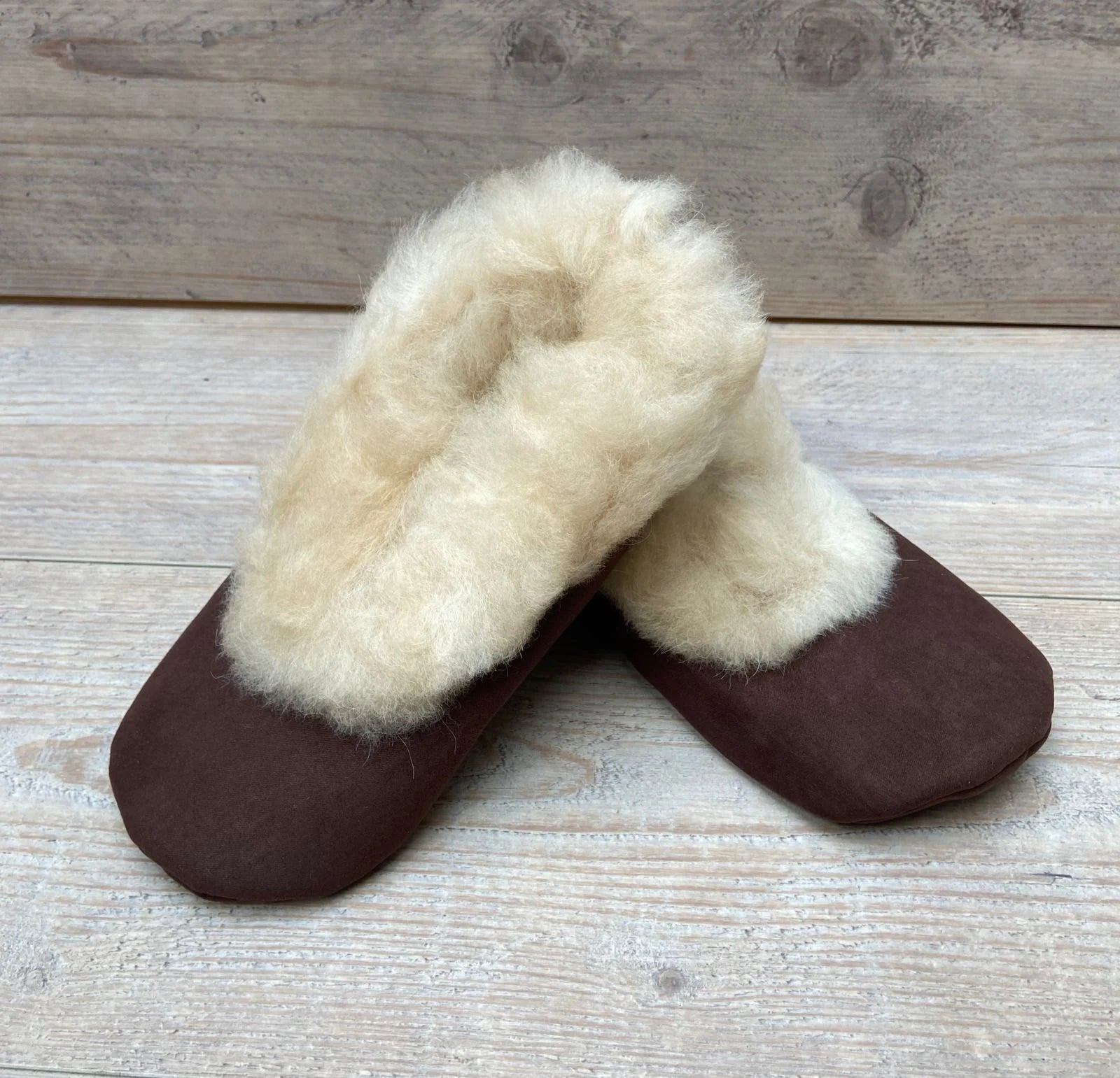 Alpaca Fur Slippers – Plush Warmth