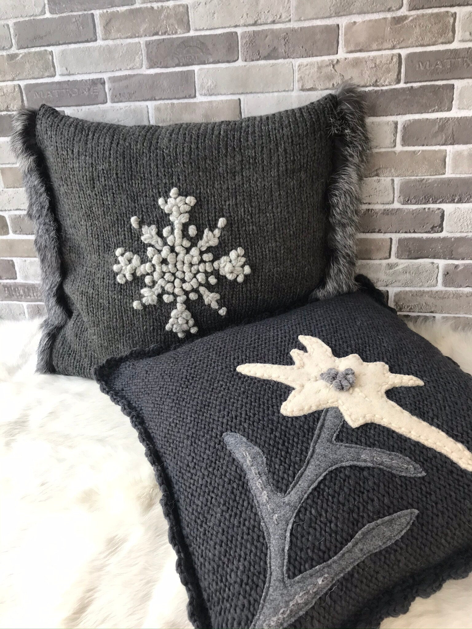 Alpaca Pillow Cover – Chunky Knit