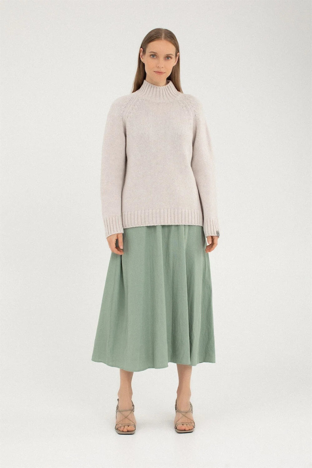 Scandinavian Merino Sweater – Minimal & Cozy