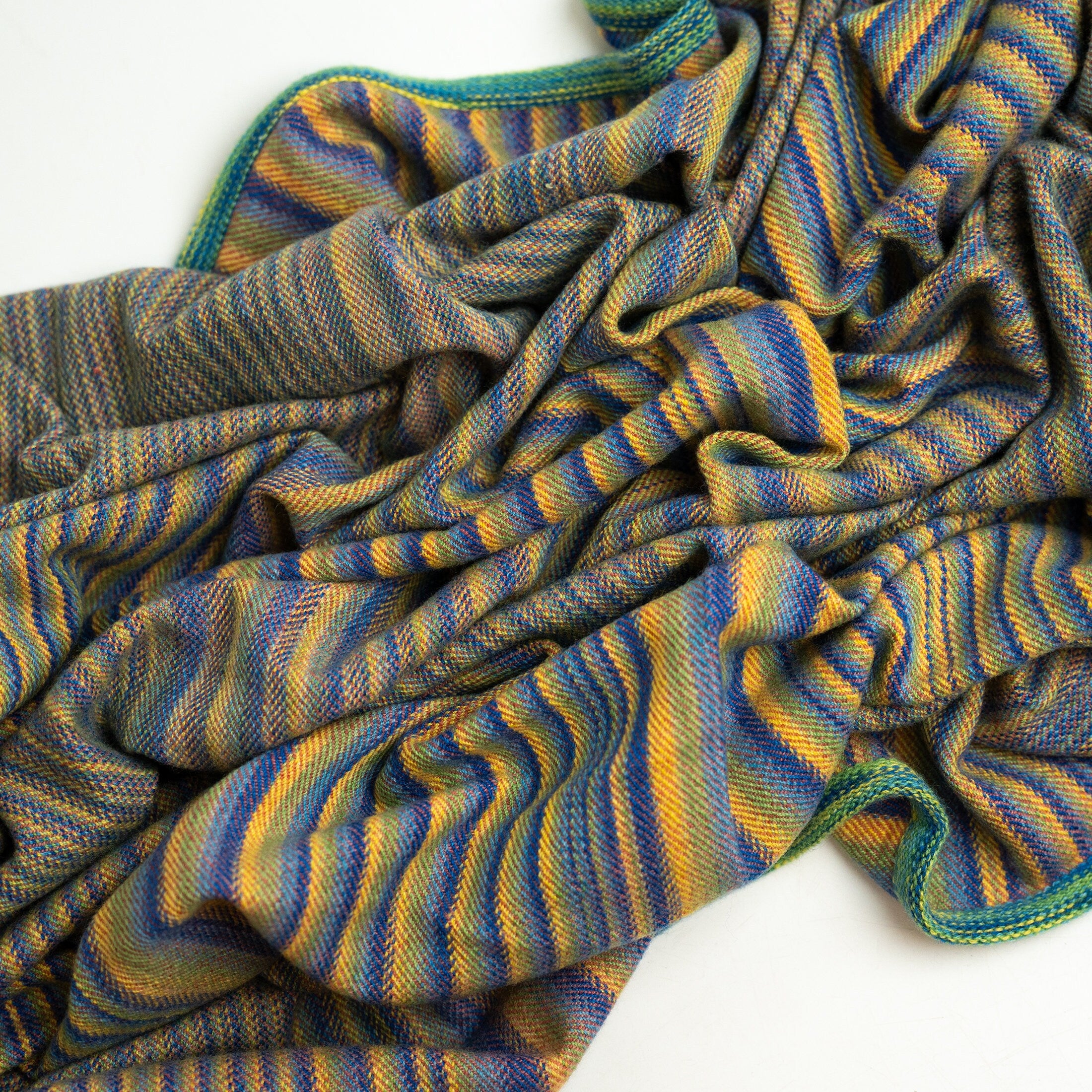 Merino Sofa Throw – Extra Soft Natural Warmth