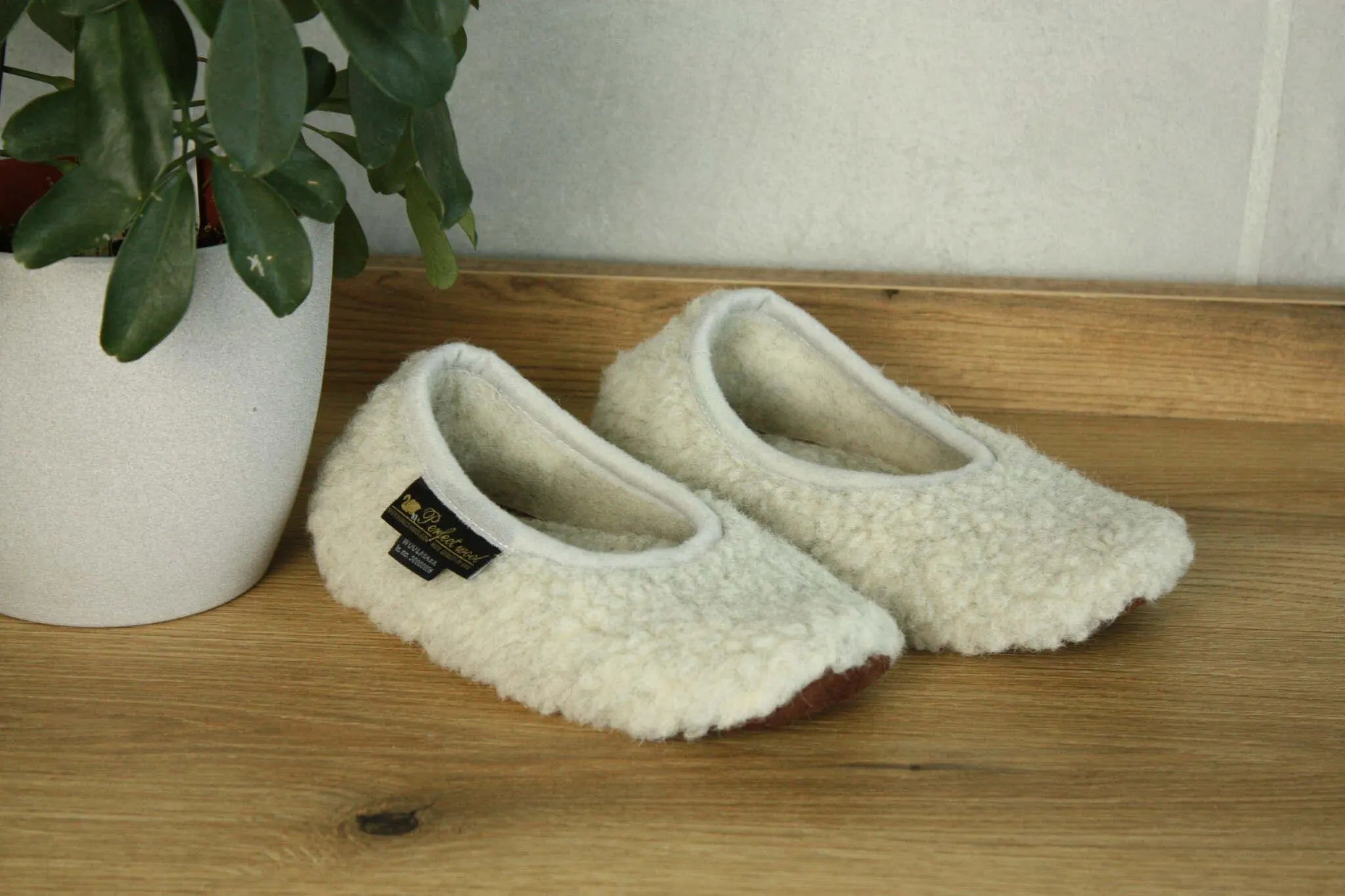 Merino Wool Slippers – Soft and Cozy