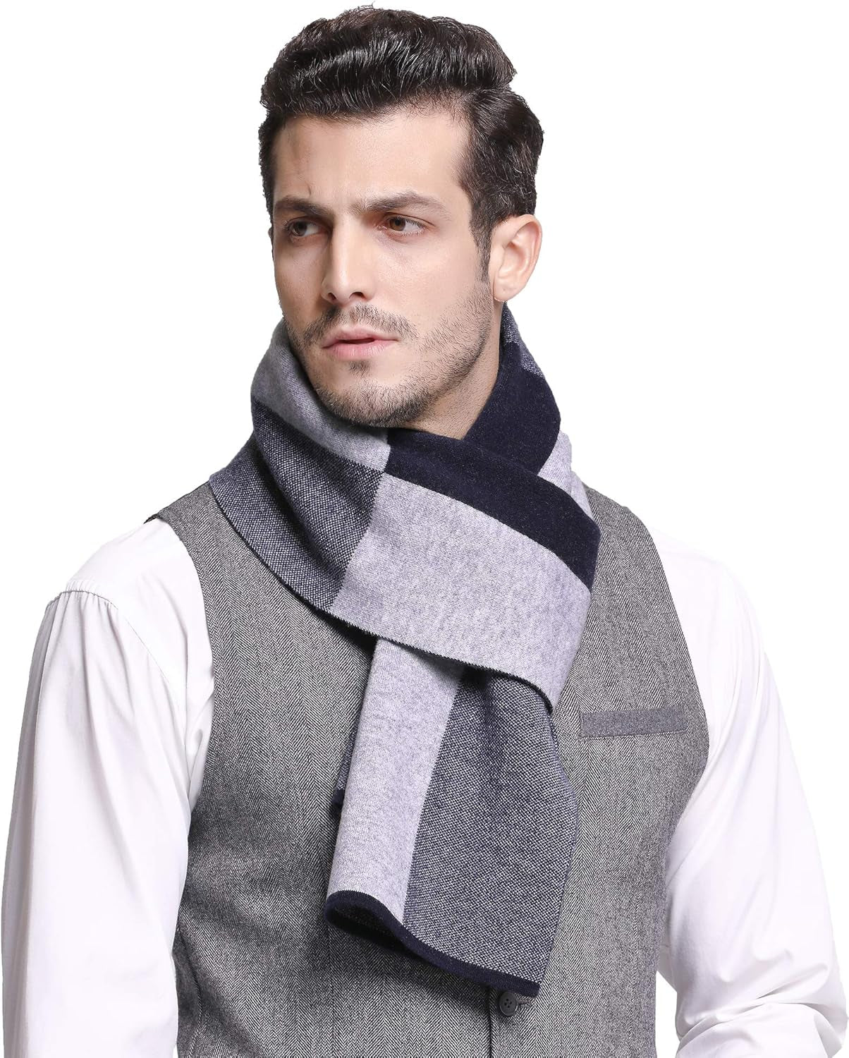 Merino Knitted Scarf – Elegant & Soft
