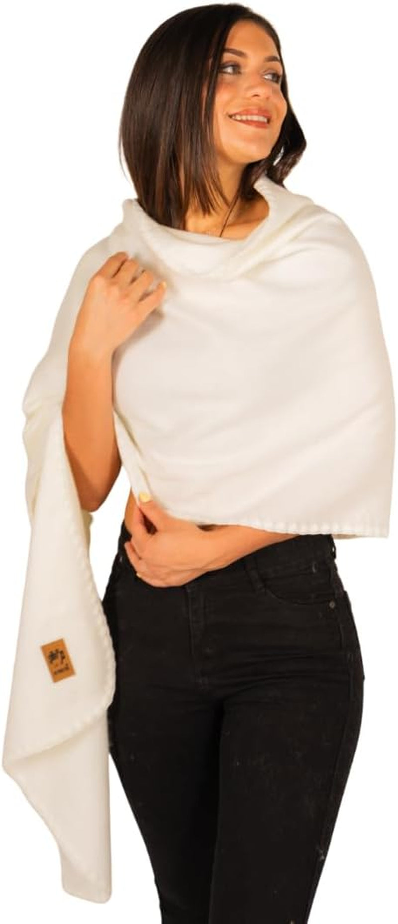 Alpaca Wool Shawl – Handcrafted Elegance