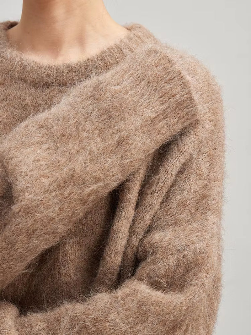 Alpaca Sweater – Warmth & Soft Comfort