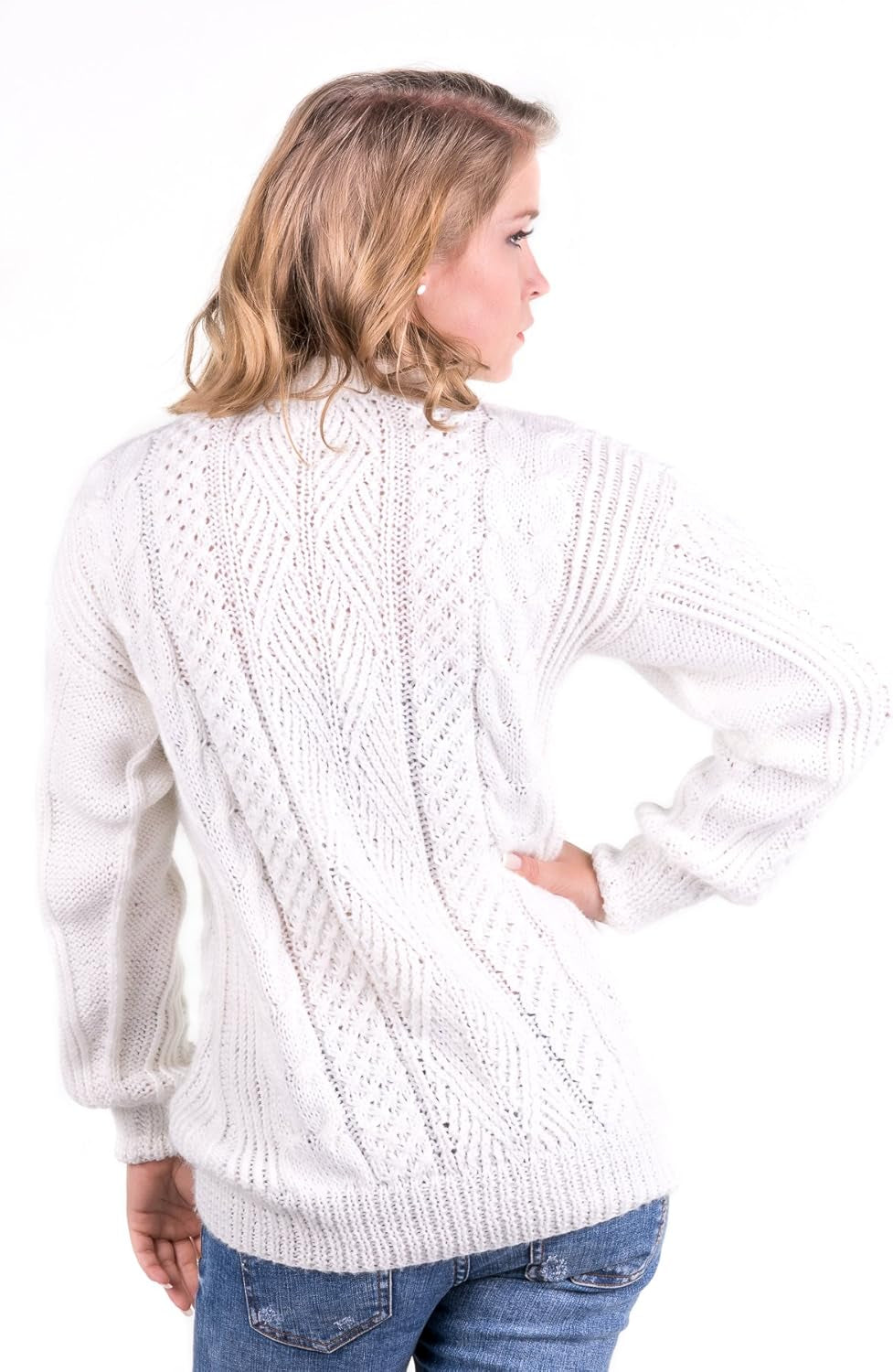 Alpaca Sweater – Hand-Knit Design