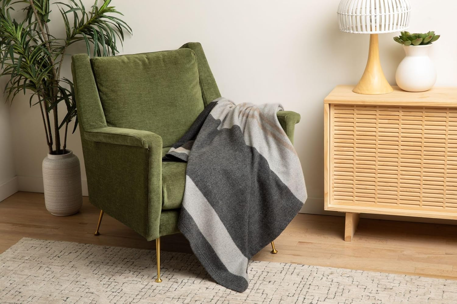 Cashmere Throw Blanket – Stripe Pattern