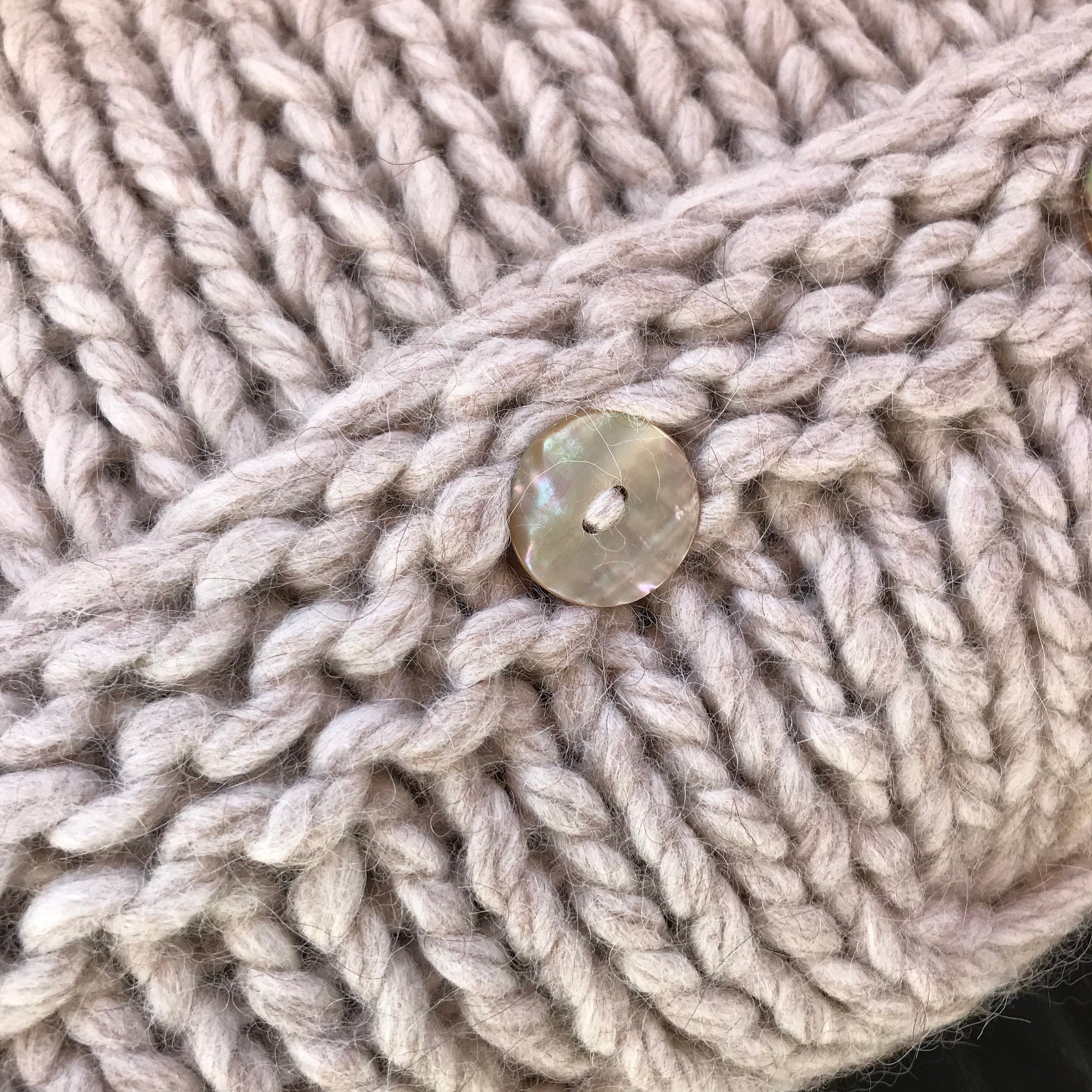 Alpaca Pillow Cover – Cable Knit