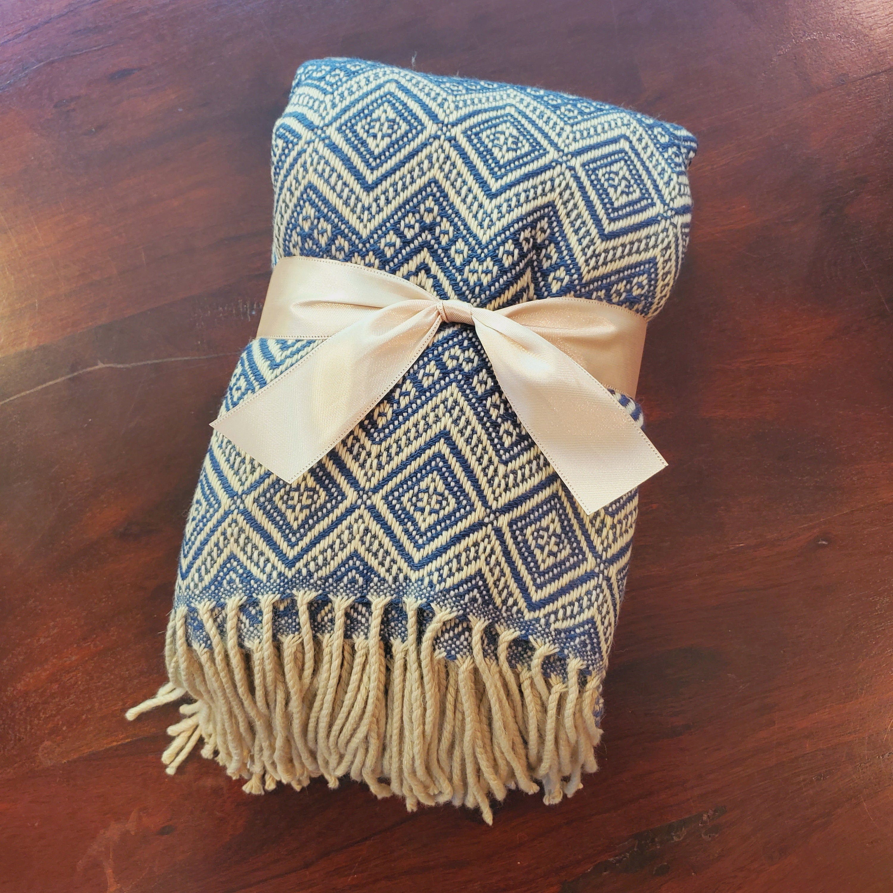 Handmade Alpaca Throw – Hand Loomed