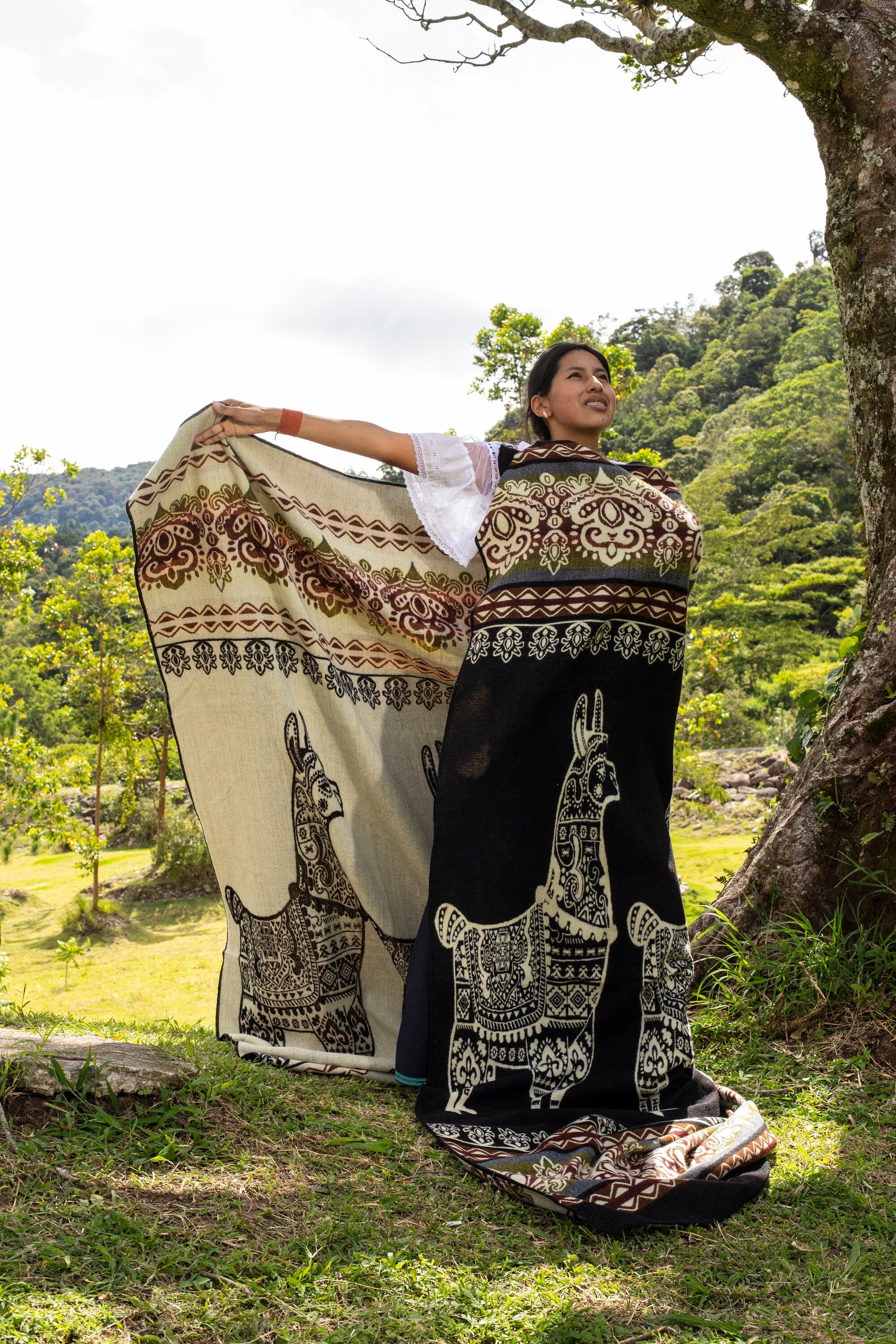 Alpaca Wool Sofa Throw – Generous Warmth