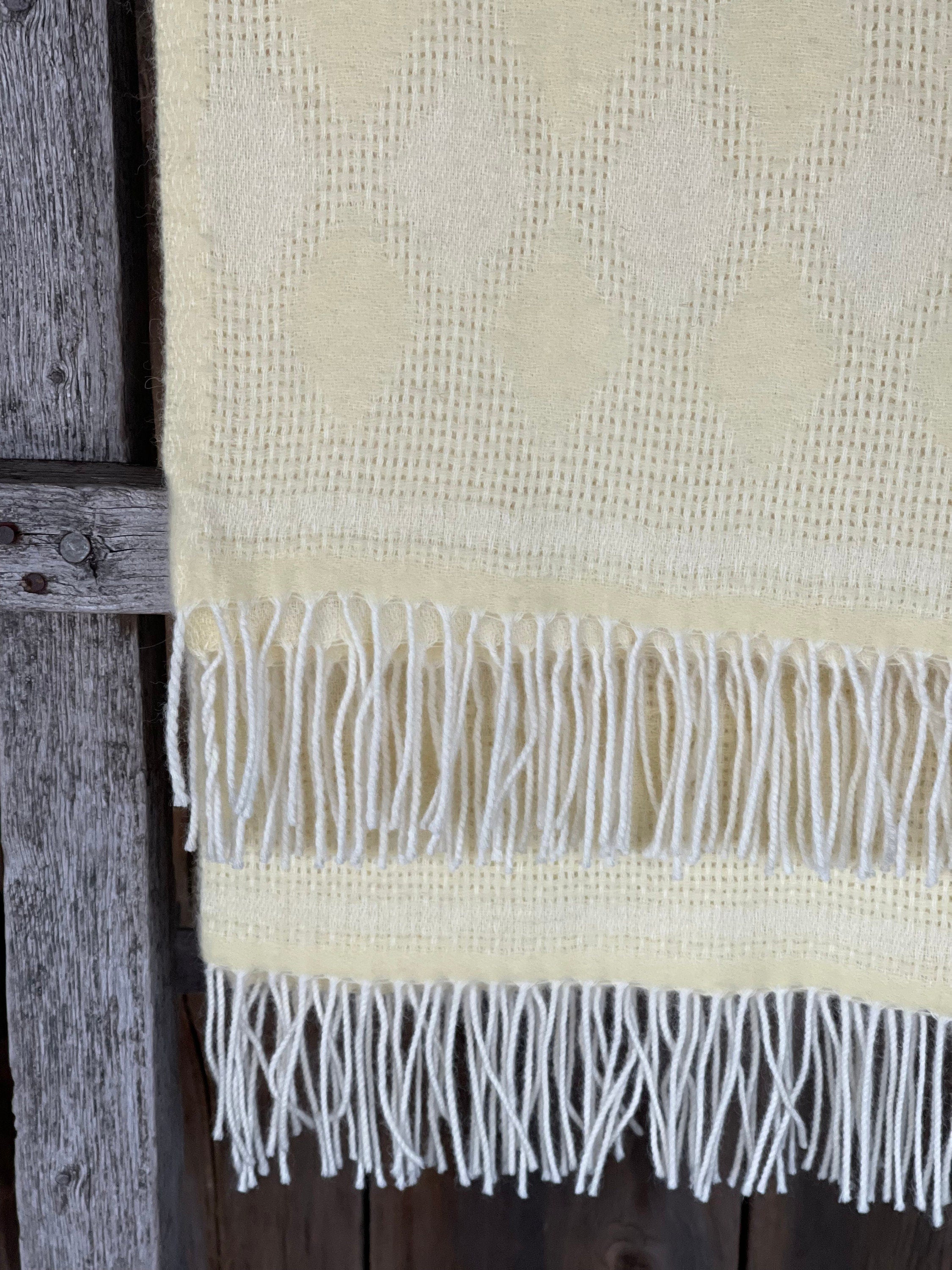 Merino Sofa Throw – Light Yellow