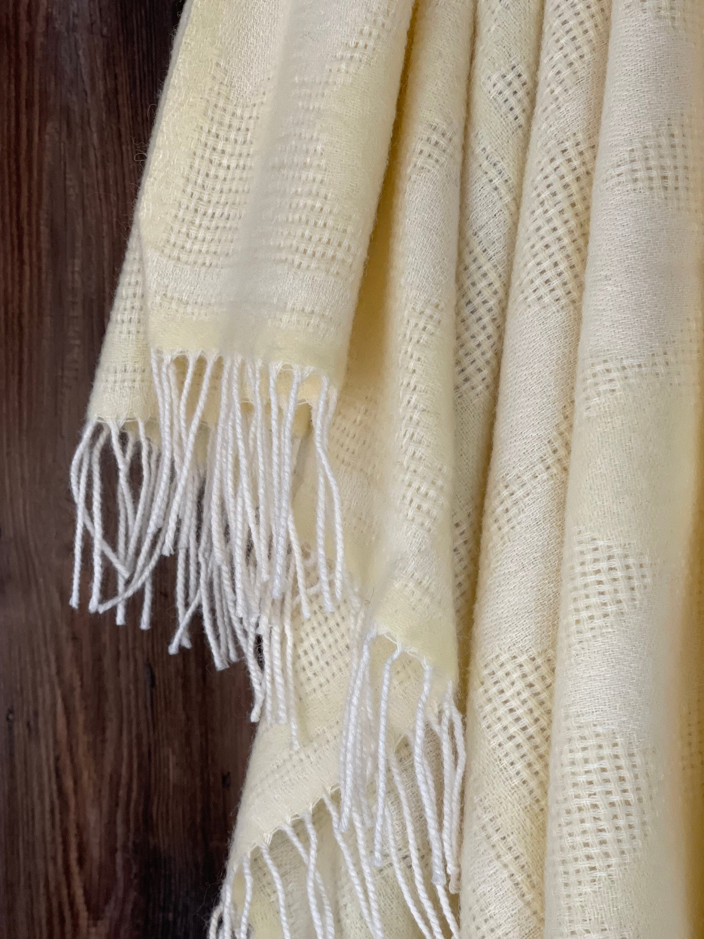 Merino Sofa Throw – Light Yellow