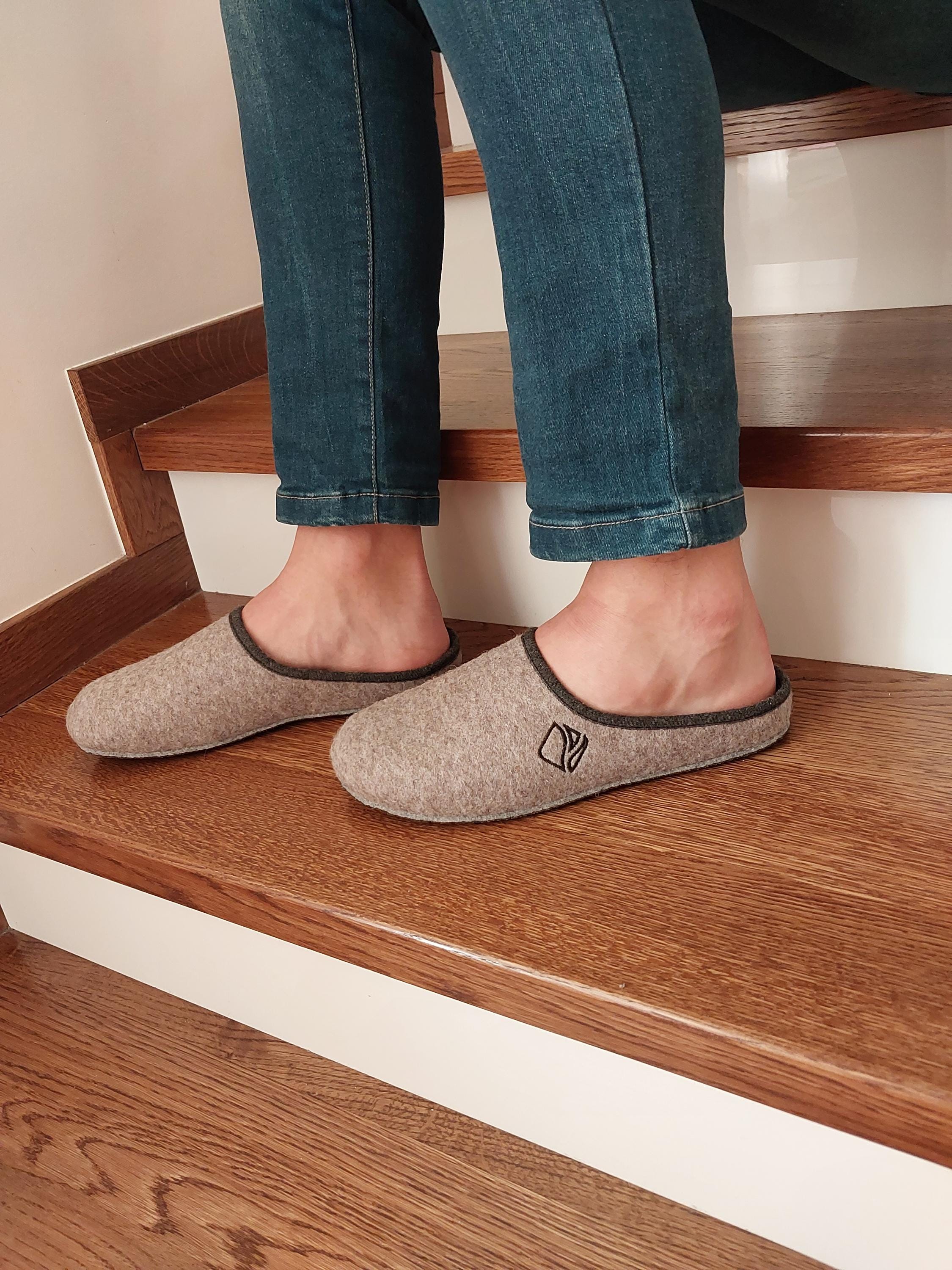 Merino Wool Slippers – Graphite Wool Slip-Ons