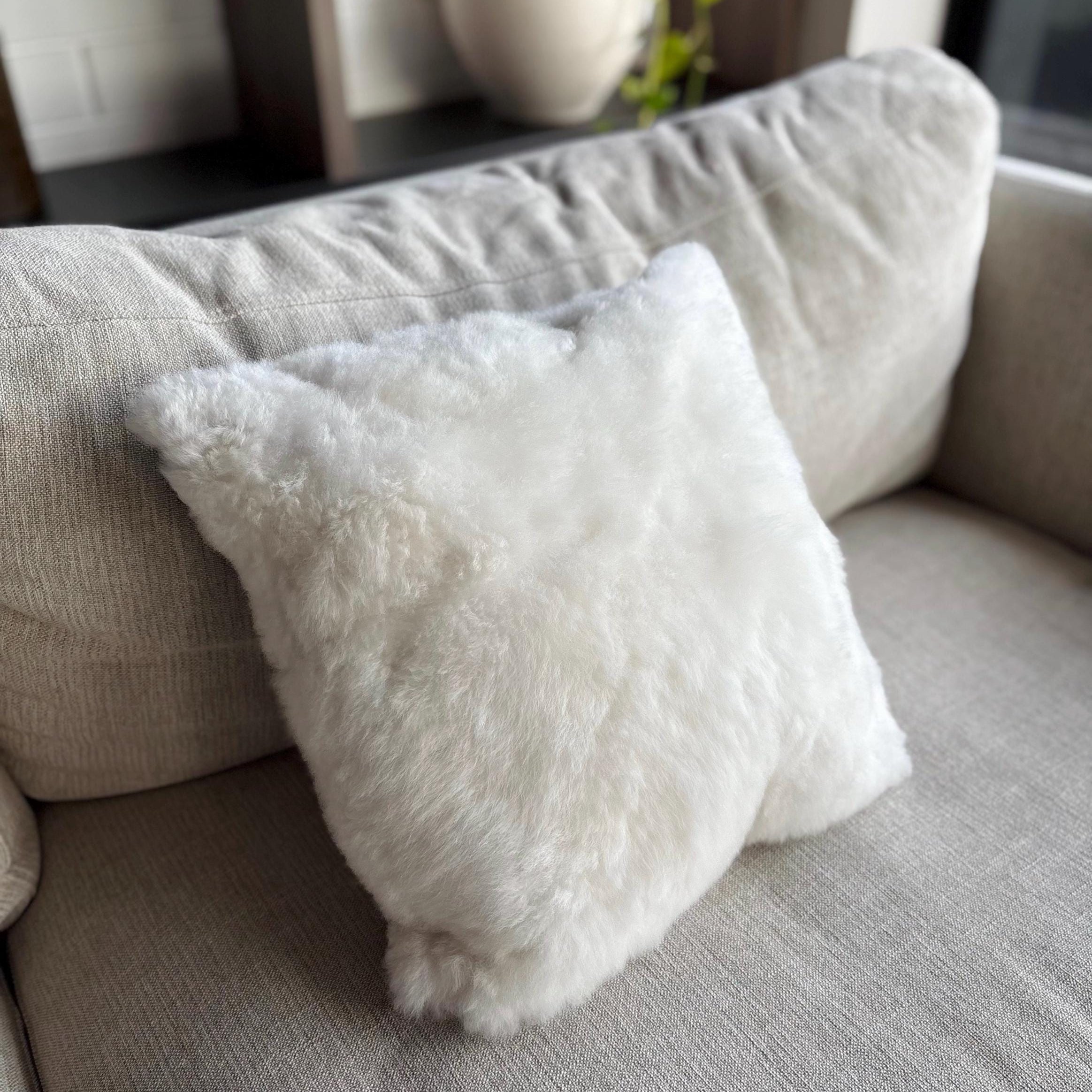 Baby Alpaca Pillow Cover – Fluffy Design