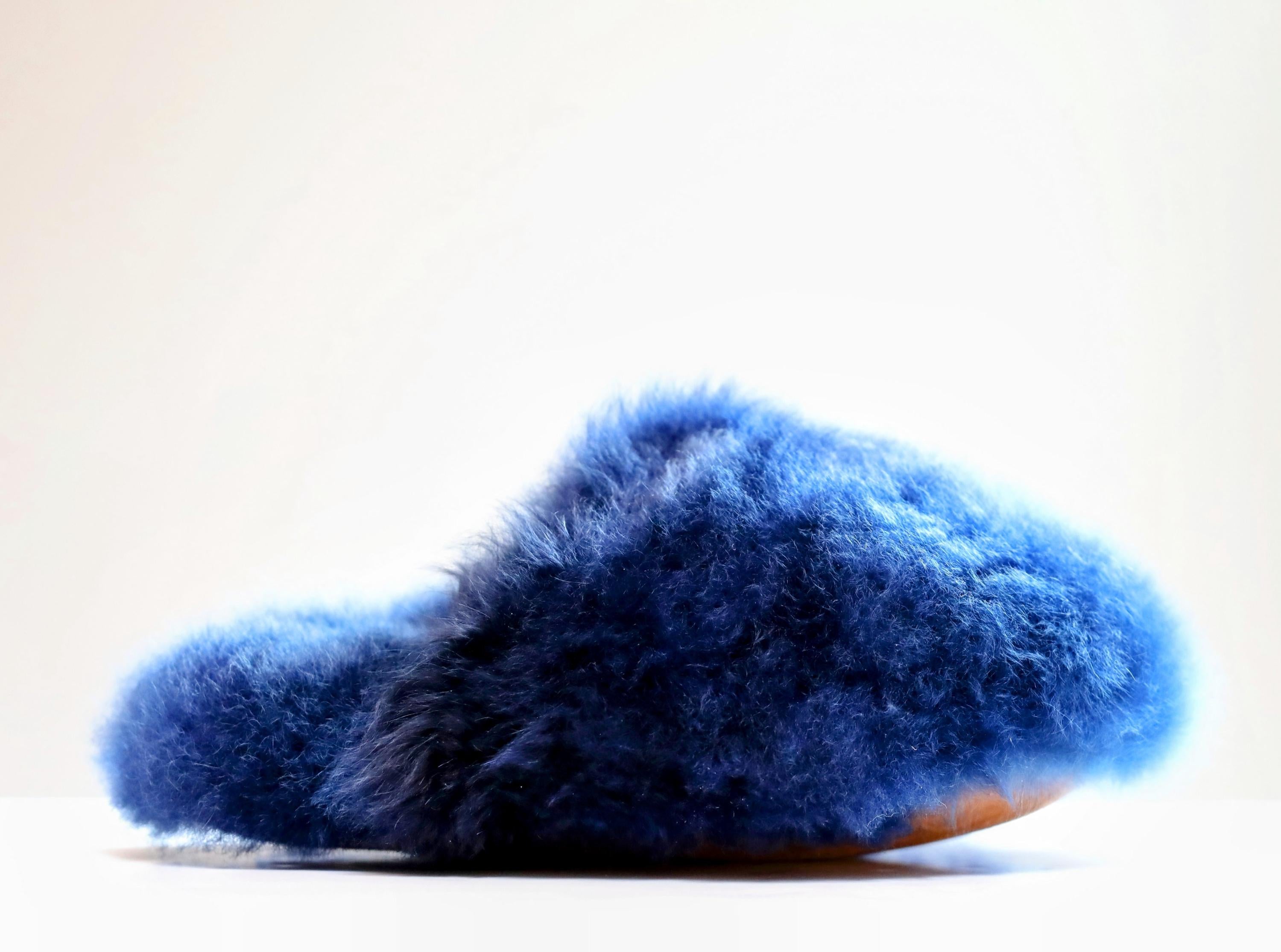 Alpaca Slippers – Navy Blue