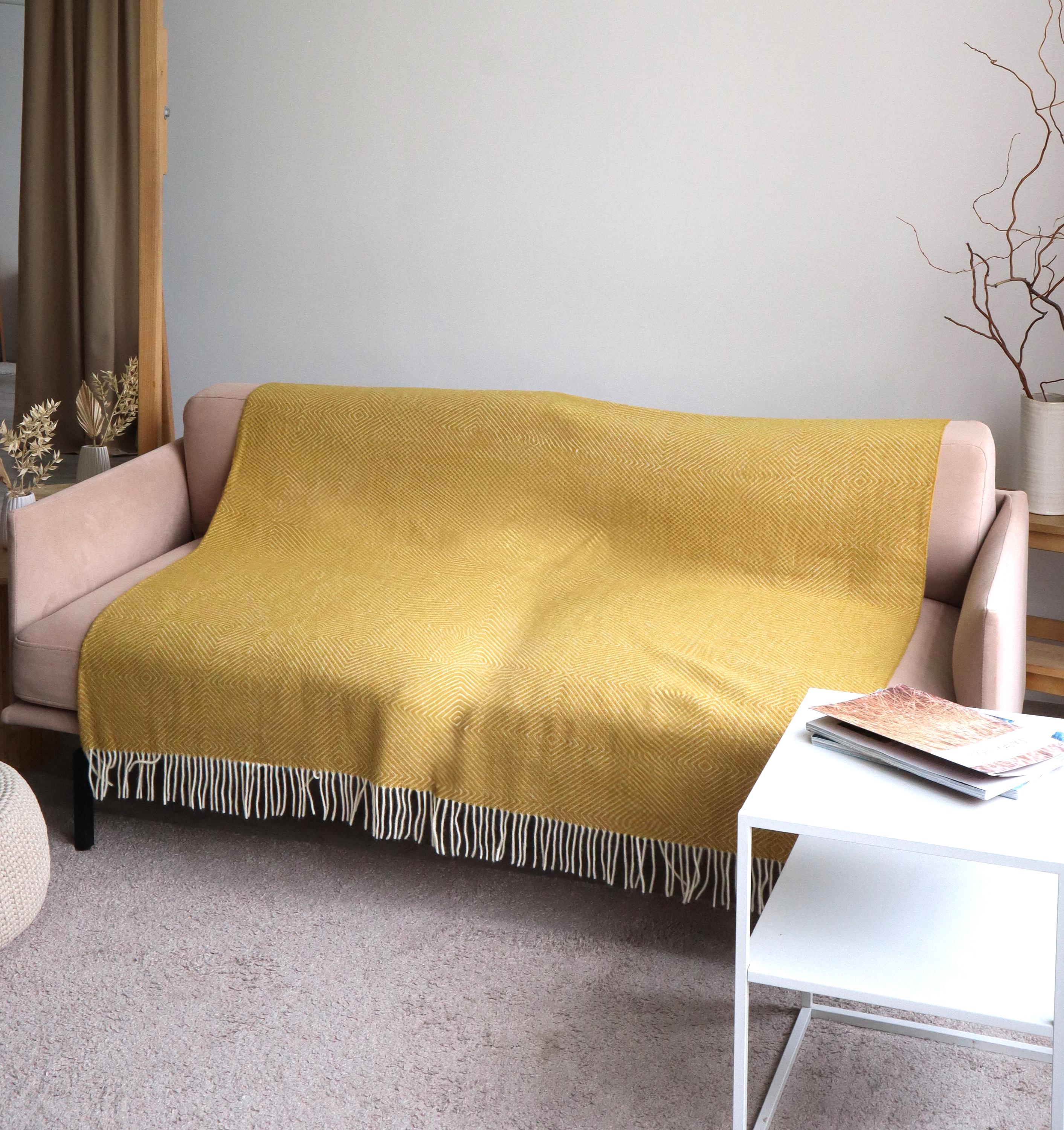 Merino Wool Sofa Throw – Warm, Bold Accent