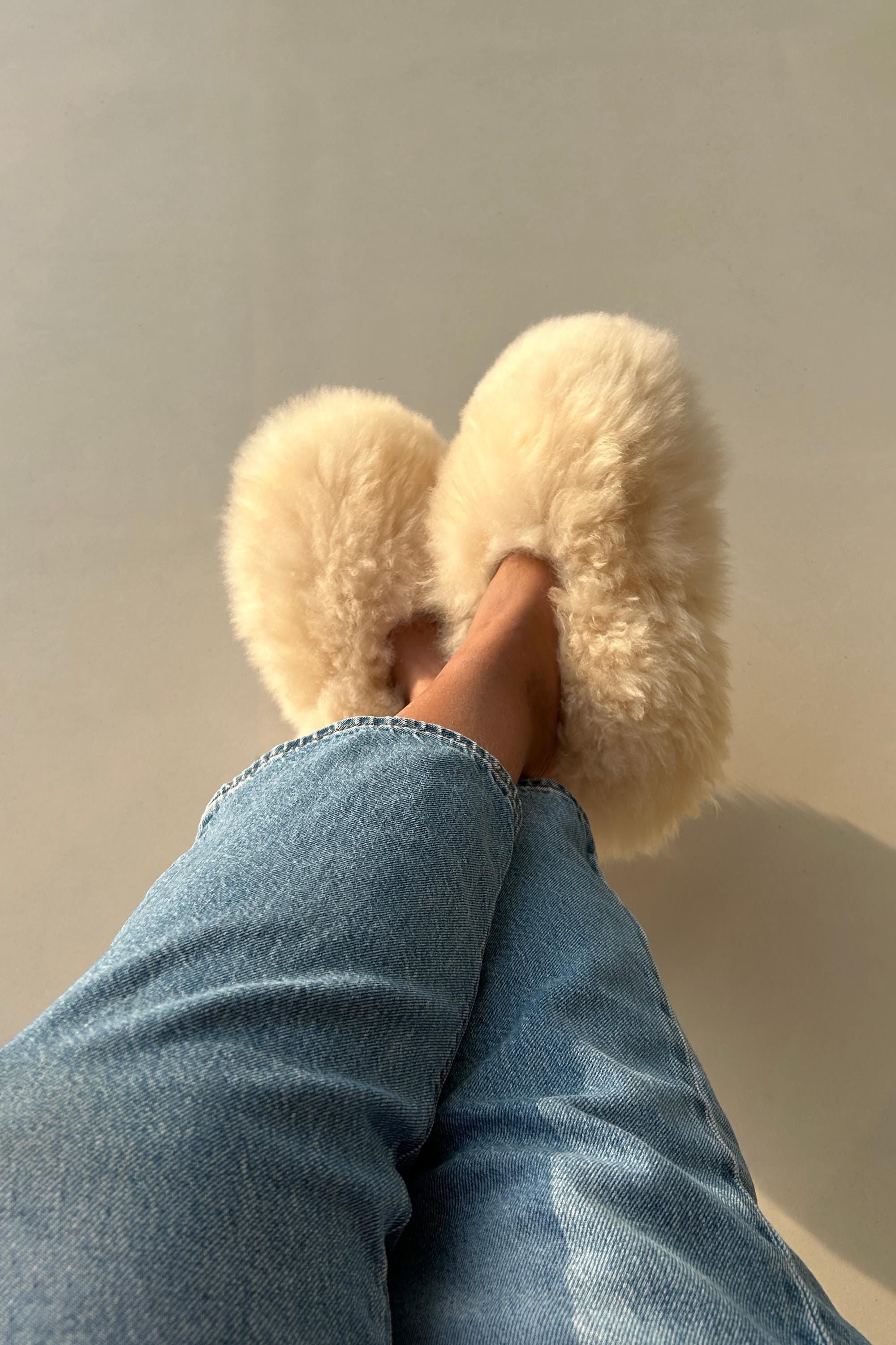 Alpaca Slippers – Nubecitas