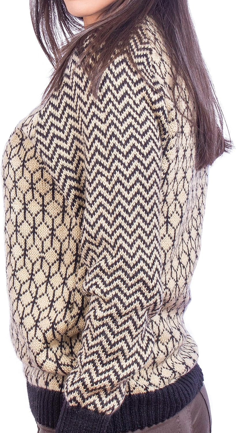 Alpaca Sweater – Black & Beige 