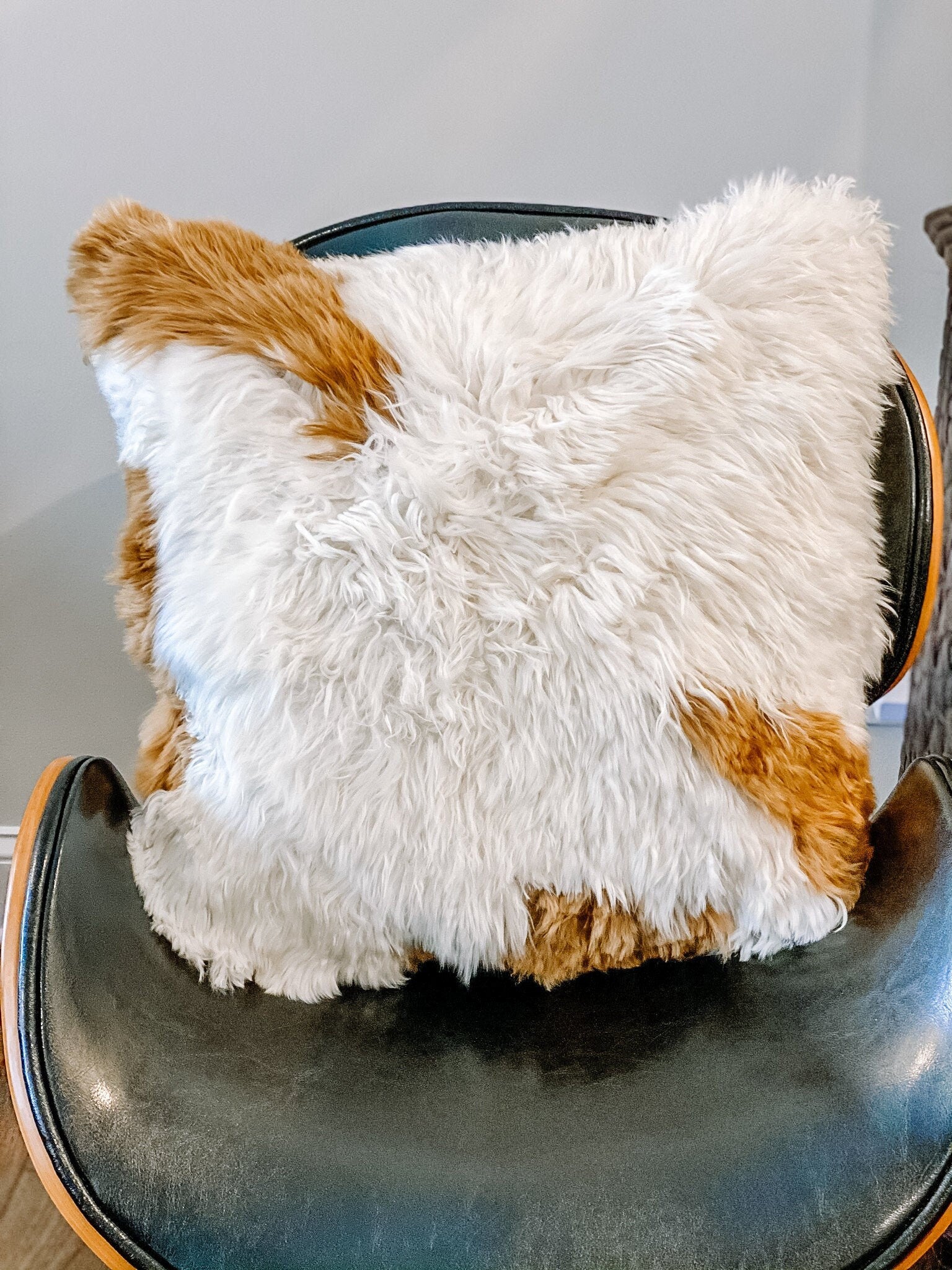 Alpaca Fur Pillow Cover – Luxurious Handmade