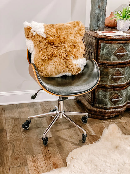 Alpaca Fur Pillow Cover – Luxurious Handmade