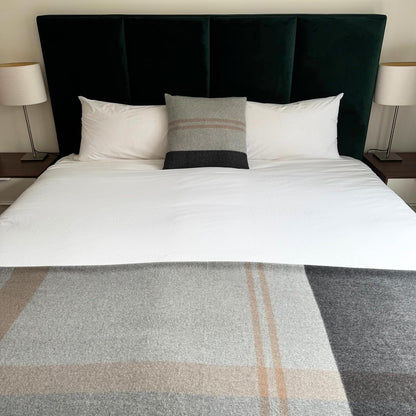 Cashmere Throw Blanket – Stripe Pattern