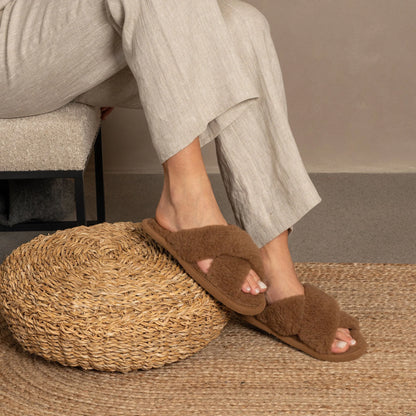 Merino Cross Slippers – Fluffy Camel