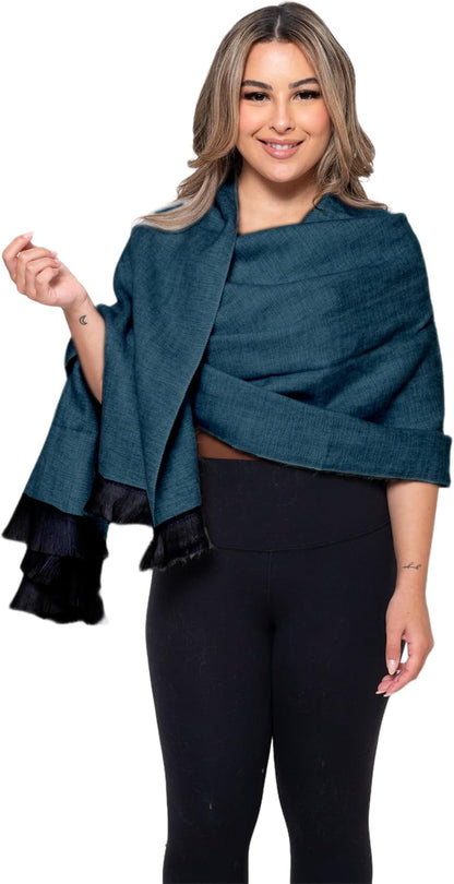 Alpaca Wool Shawl – Handcrafted Elegance