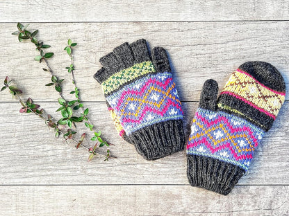 Fingerless Alpaca Gloves – Diamond Pattern