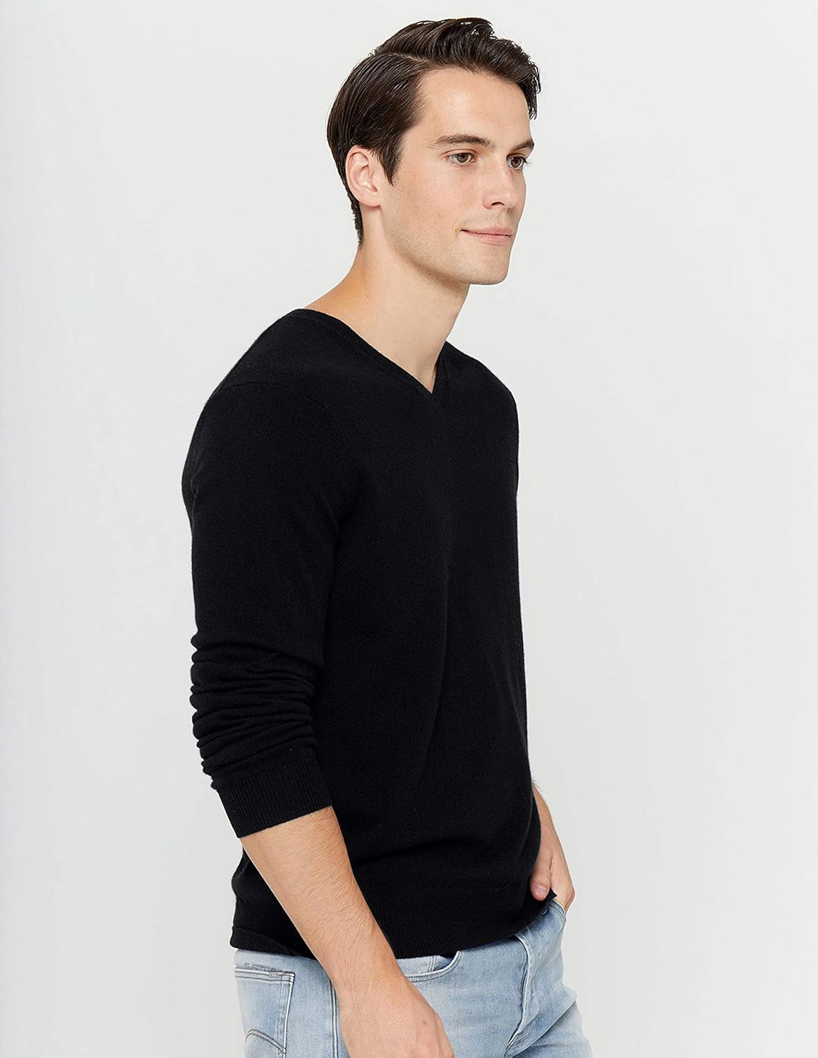 Cashmere Men’s Sweater – Soft Timeless