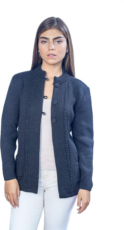 Alpaca Wool Sweater with Buttons – Soft & Foldable