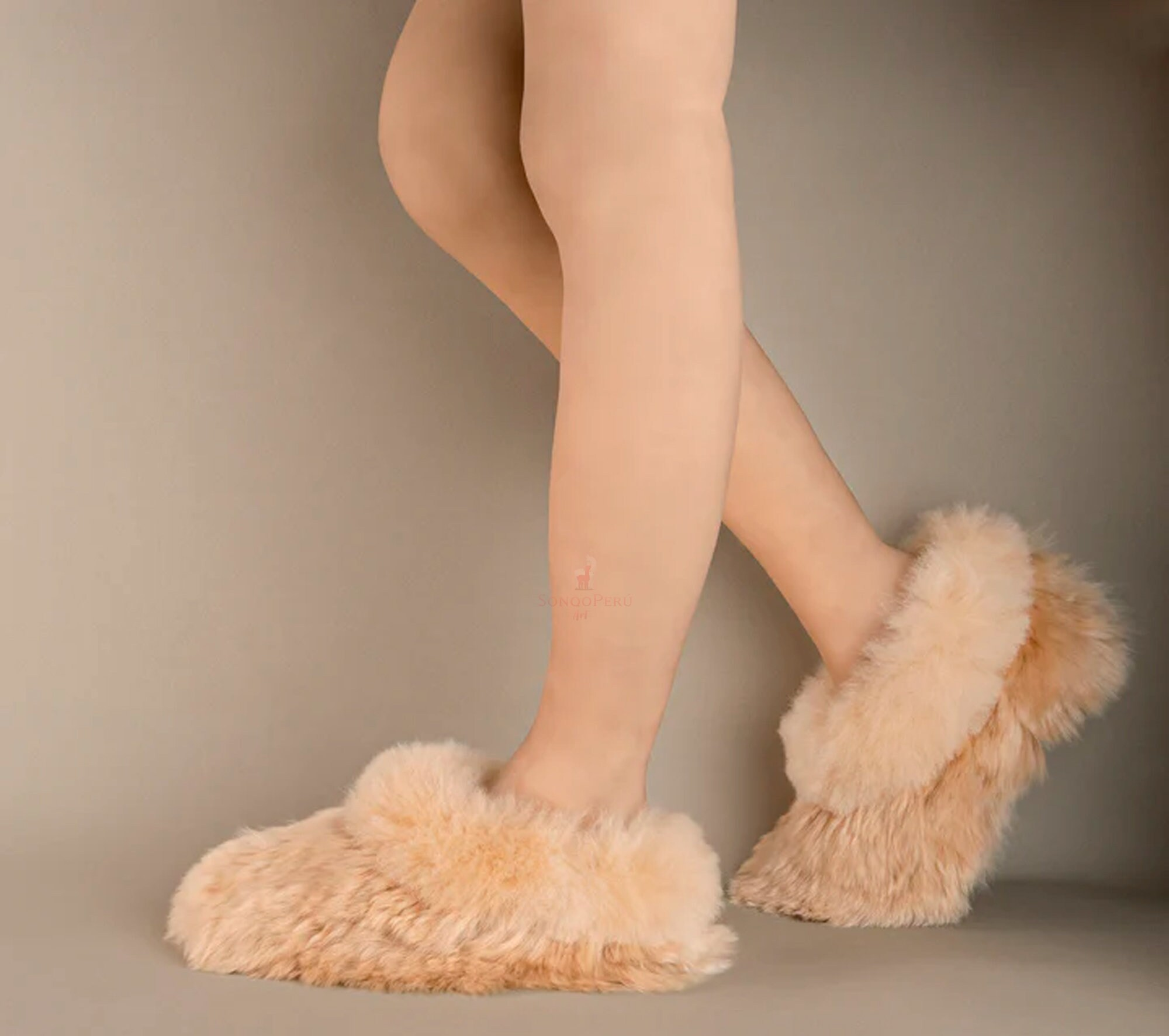 Beige Alpaca Slippers – Warm & Cozy