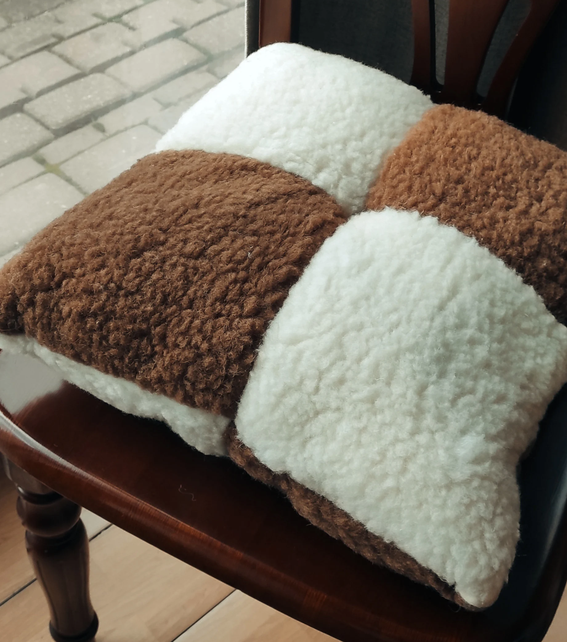 Merino Wool Cushion – Camel