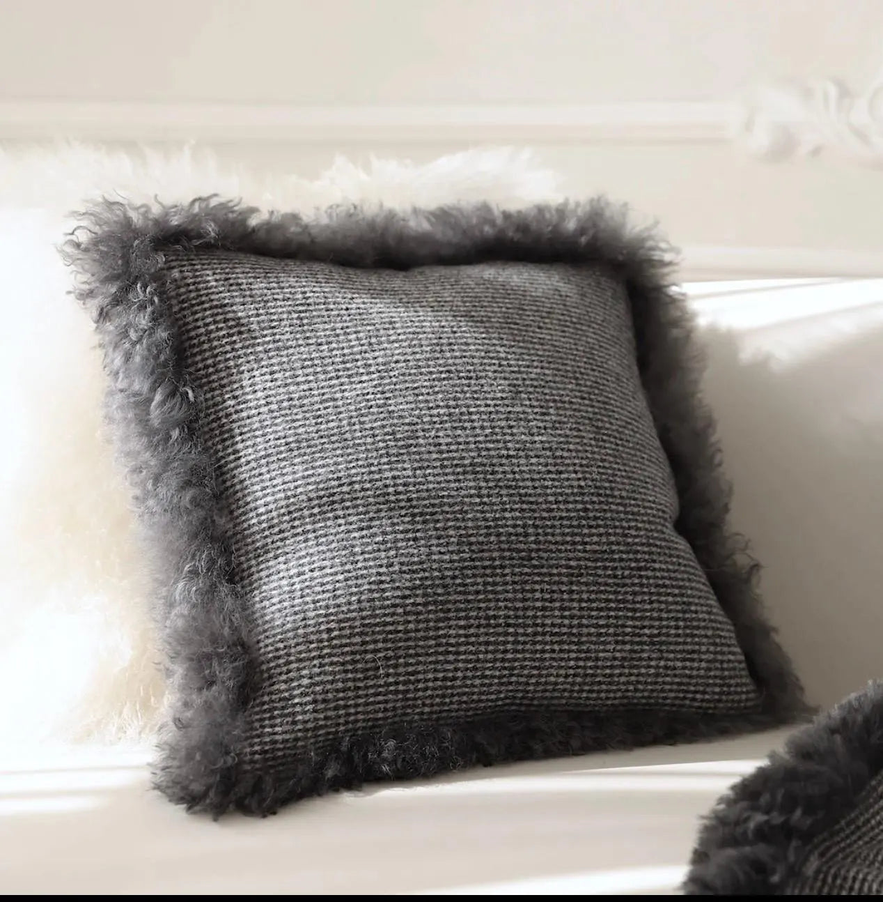 Merino Pillow Cover – Plush Accent with Fur Trim