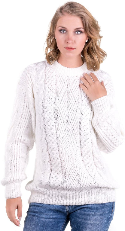 Alpaca Sweater – Hand-Knit Design