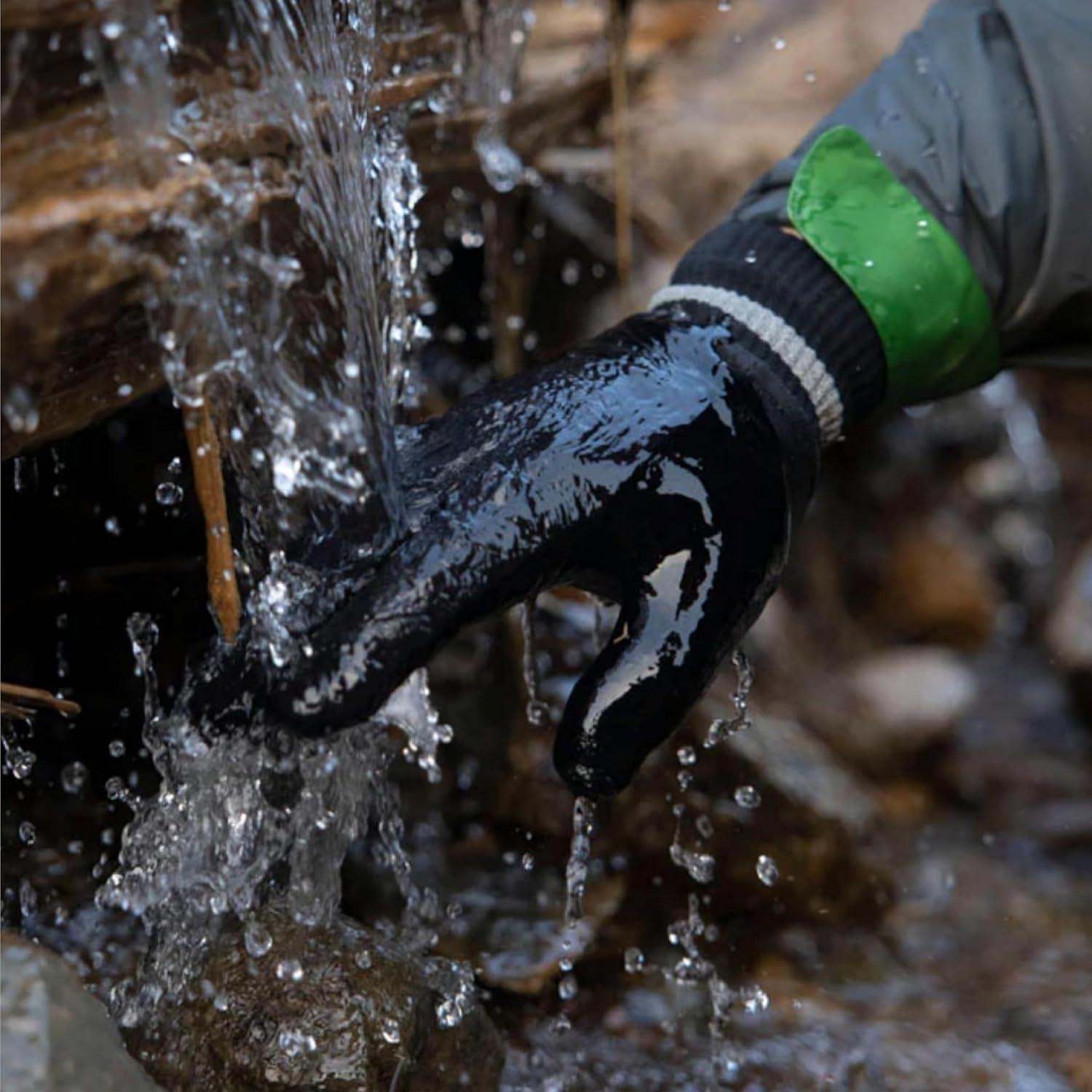 Merino Gloves – Insulated & Windproof