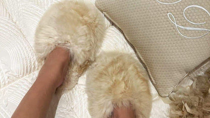 Alpaca Slippers – Champagne