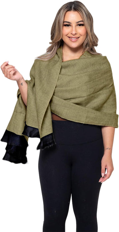 Alpaca Wool Shawl – Handcrafted Elegance