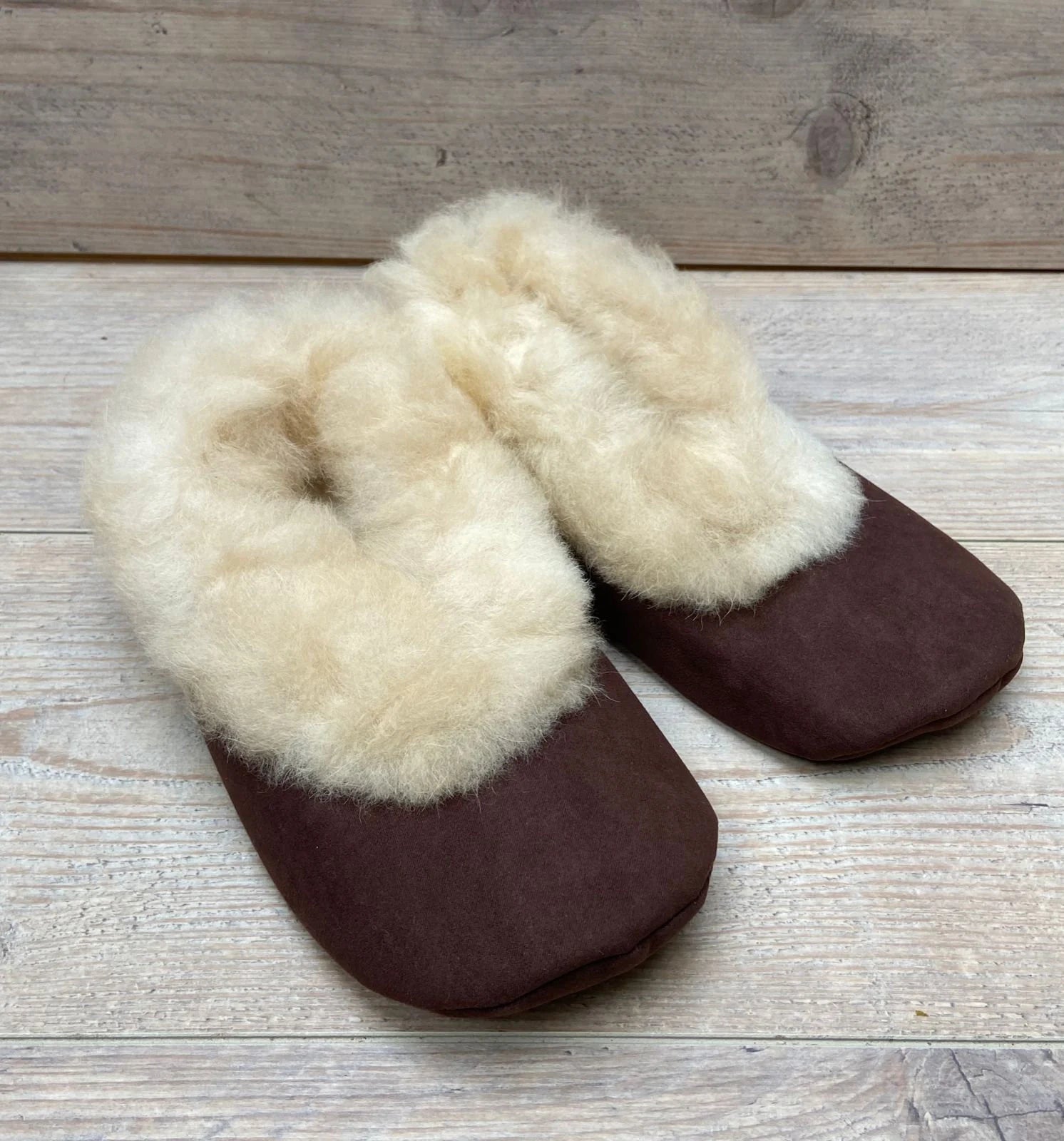 Alpaca Fur Slippers – Plush Warmth