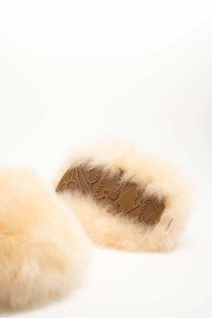 Alpaca Slippers – Nubecitas