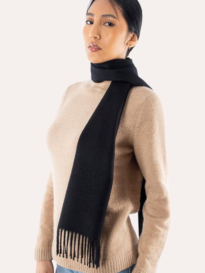 Alpaca Scarf – Soft Luxury Winter Wrap