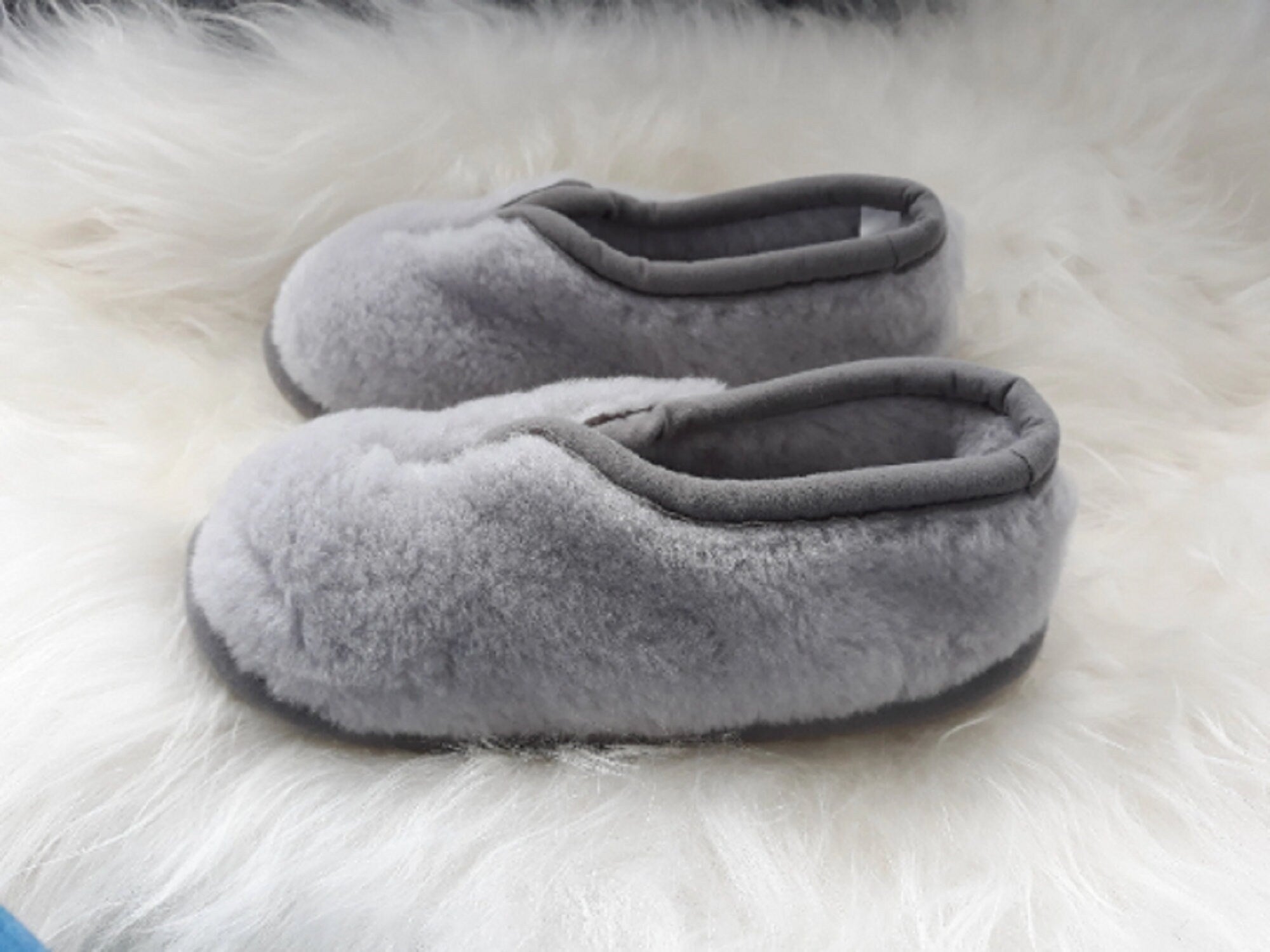 Alpaca Wool Slippers – Lilac & Grey