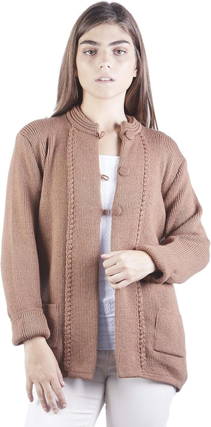 Alpaca Wool Sweater with Buttons – Soft & Foldable