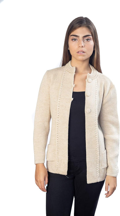 Alpaca Wool Sweater with Buttons – Soft & Foldable