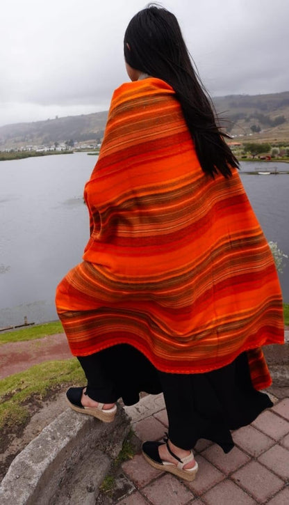 Alpaca Wool Throw Blanket – Soft & Durable