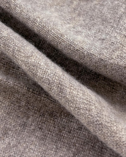 Cashmere Beanie – Seasonal Comfort