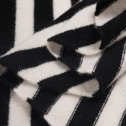 Merino Wool Scarf – Lightweight & Versatile