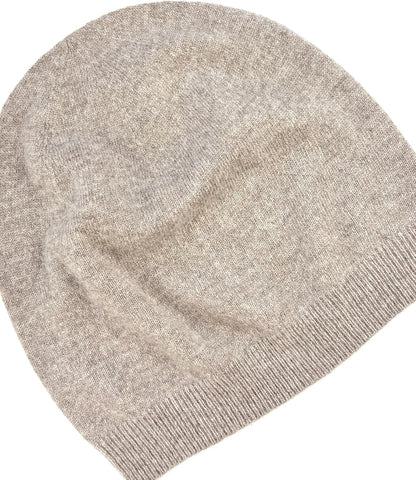 Cashmere Beanie – Seasonal Comfort